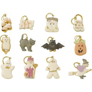 imageLenox 6361265 Snoopy ampamp Friends 11Piece Christmas Tree Ornament Set Display Stand12Piece Ornament Set  Trick or Treat