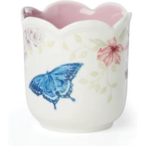 imageLenox Butterfly Meadow Scalloped Lilac Linen Candle 120 LB MultiPurple Filled